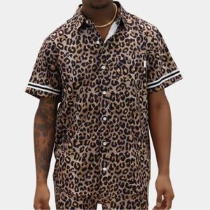 Mavrans Leopard Game Weekend Shirt | Size L | EUC